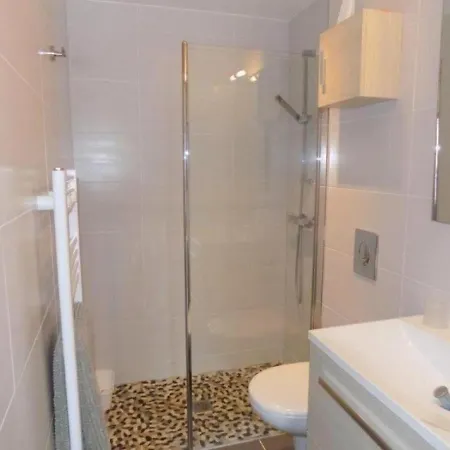 Apartamento Saint-palais-sur-mer, 3 Pieces, 5 Personnes - Fr-1-305-140 *